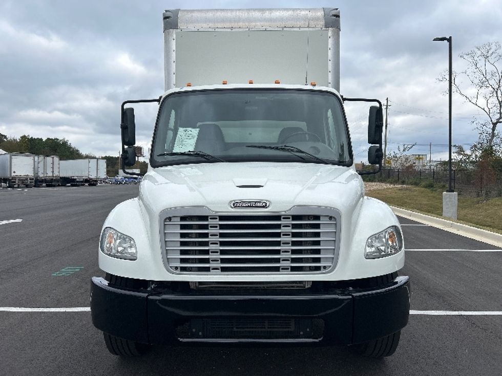 Medium Duty Box Truck-Light and Medium Duty Trucks-Freightliner-2019-M2-Shreveport-LA-174,501\n\t\tmiles-$ 46,750 - Image 2