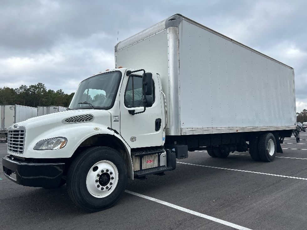 Medium Duty Box Truck-Light and Medium Duty Trucks-Freightliner-2019-M2-Shreveport-LA-174,501\n\t\tmiles-$ 46,750 - Image 3