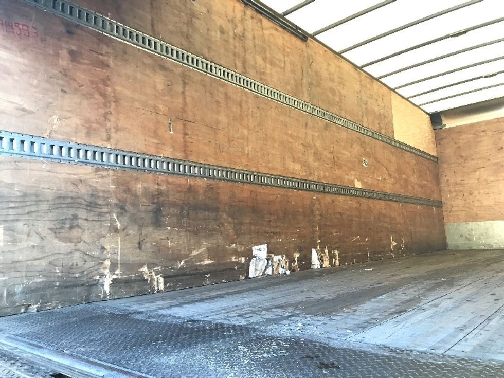 Medium Duty Box Truck-Light and Medium Duty Trucks-Freightliner-2019-M2-Shreveport-LA-337,485\n\t\tmiles-$ 21,250 - Image 11