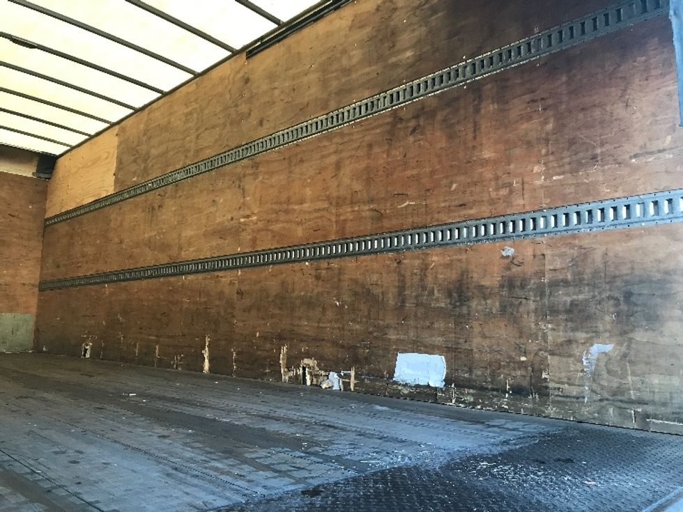 Medium Duty Box Truck-Light and Medium Duty Trucks-Freightliner-2019-M2-Shreveport-LA-337,485\n\t\tmiles-$ 21,250 - Image 12