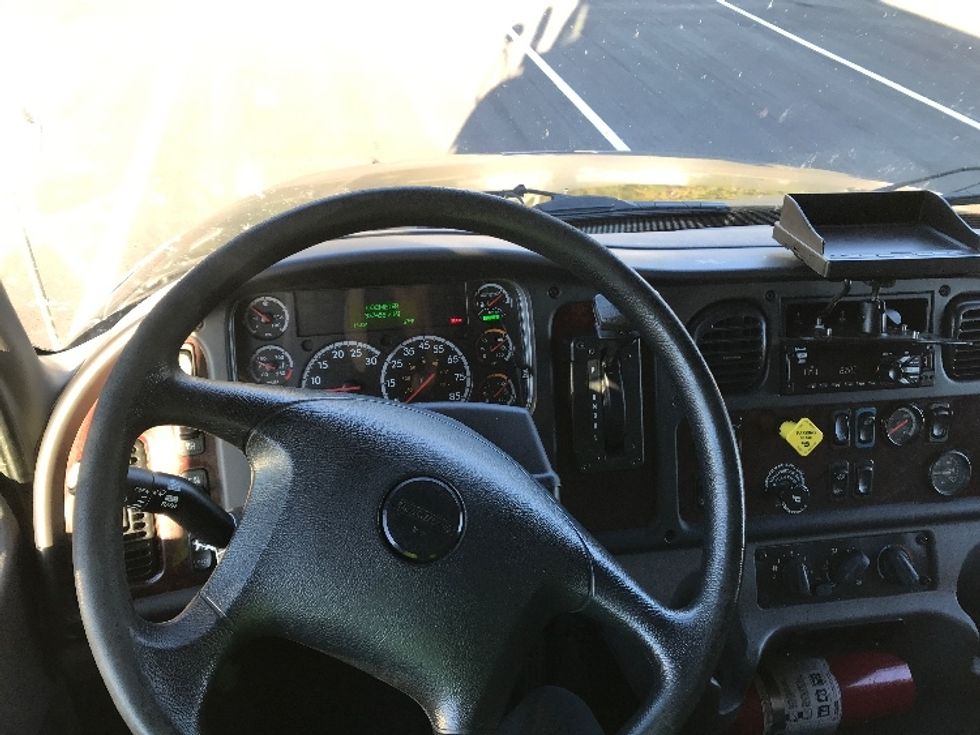 Medium Duty Box Truck-Light and Medium Duty Trucks-Freightliner-2019-M2-Shreveport-LA-337,485\n\t\tmiles-$ 21,250 - Image 18