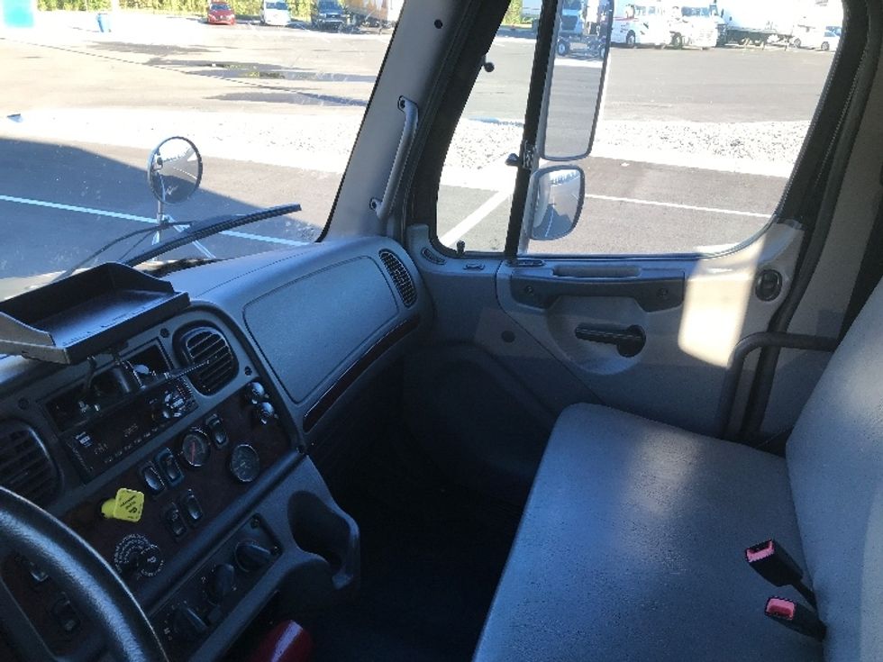 Medium Duty Box Truck-Light and Medium Duty Trucks-Freightliner-2019-M2-Shreveport-LA-337,485\n\t\tmiles-$ 21,250 - Image 19