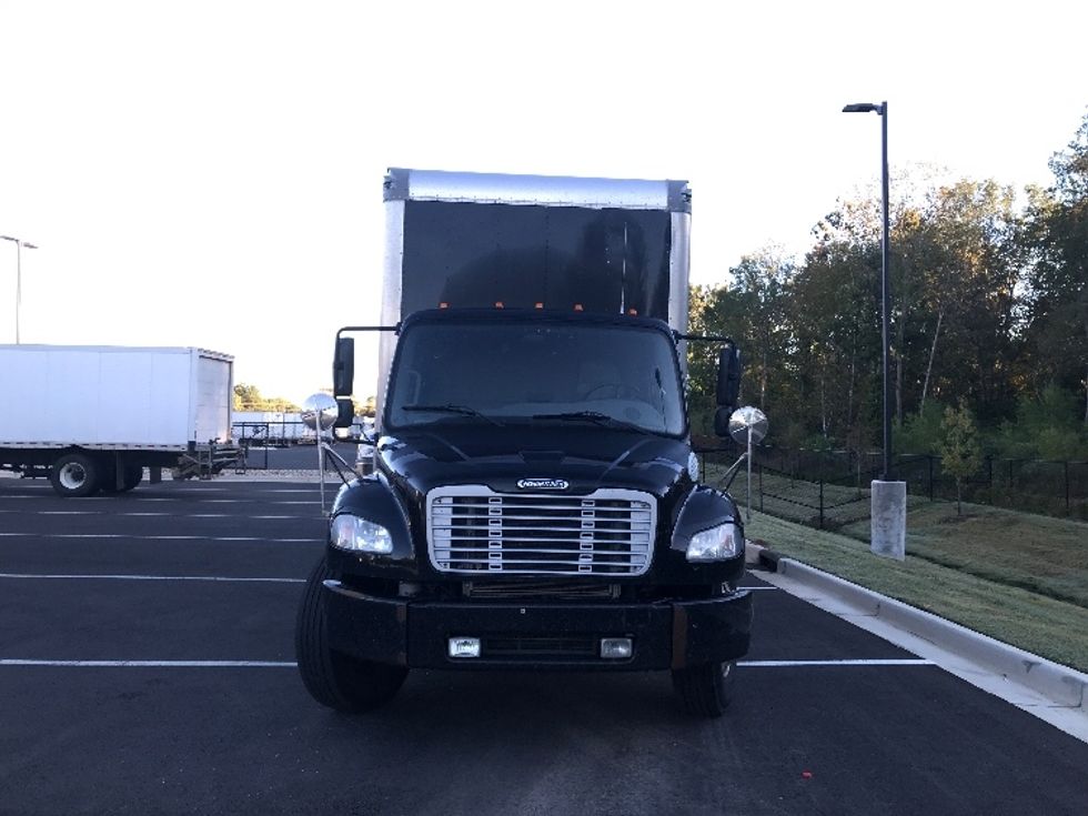 Medium Duty Box Truck-Light and Medium Duty Trucks-Freightliner-2019-M2-Shreveport-LA-337,485\n\t\tmiles-$ 21,250 - Image 2