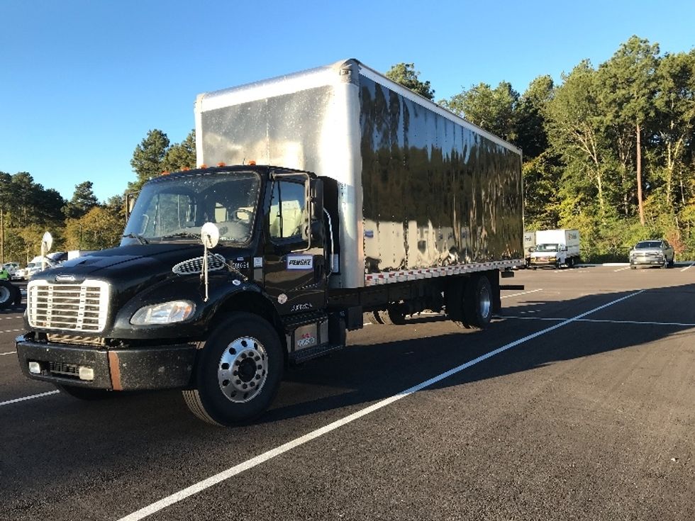 Medium Duty Box Truck-Light and Medium Duty Trucks-Freightliner-2019-M2-Shreveport-LA-337,485\n\t\tmiles-$ 21,250 - Image 3