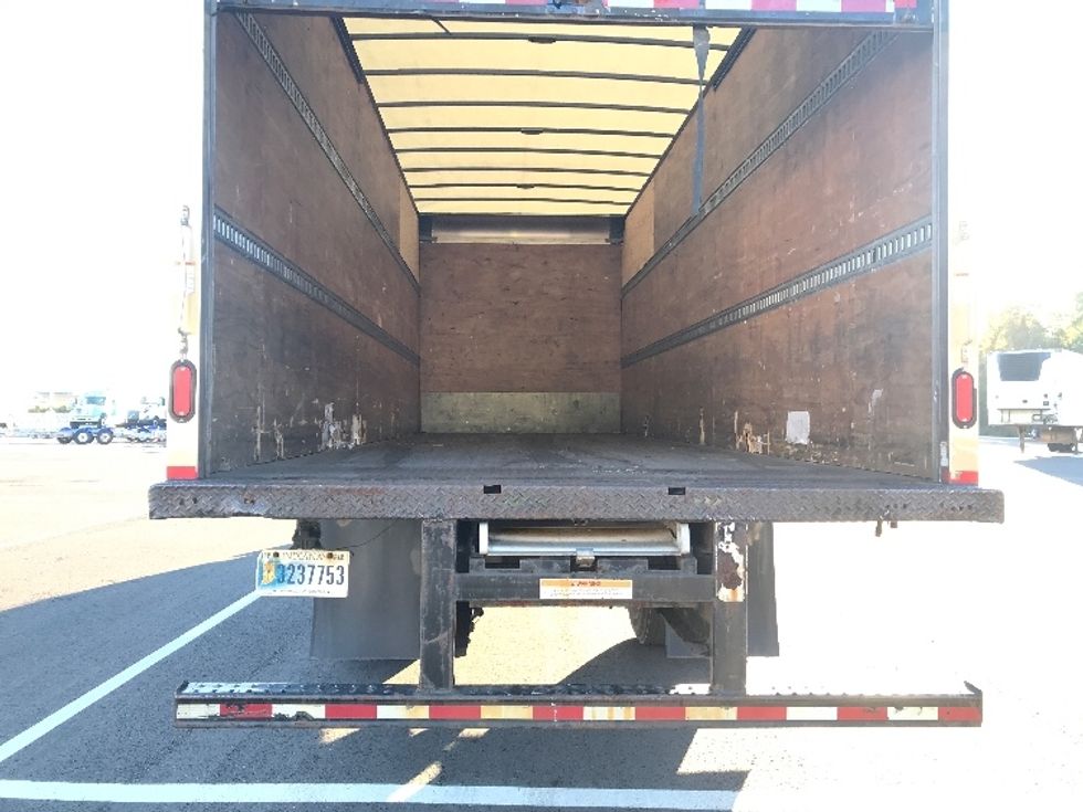Medium Duty Box Truck-Light and Medium Duty Trucks-Freightliner-2019-M2-Shreveport-LA-337,485\n\t\tmiles-$ 21,250 - Image 9