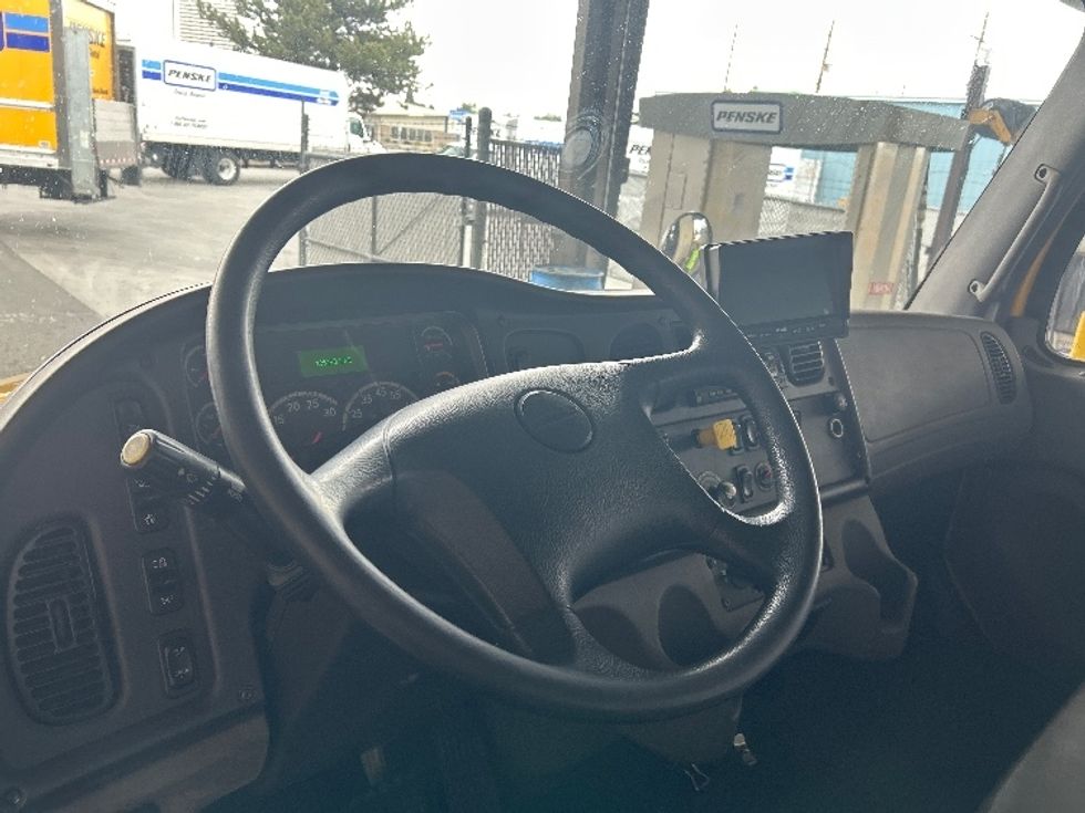 Medium Duty Box Truck-Light and Medium Duty Trucks-Freightliner-2019-M2-Sparks-NV-105,192\n\t\tmiles-$ 37,250 - Image 17