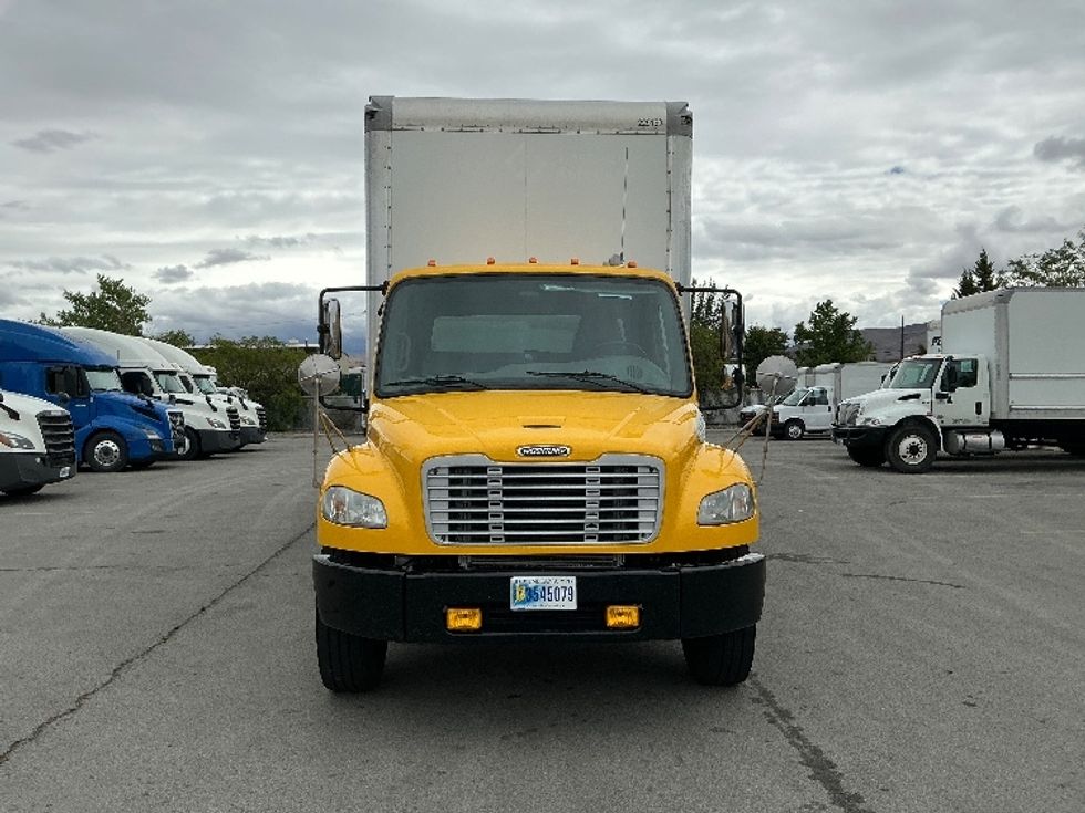 Medium Duty Box Truck-Light and Medium Duty Trucks-Freightliner-2019-M2-Sparks-NV-105,192\n\t\tmiles-$ 37,250 - Image 2