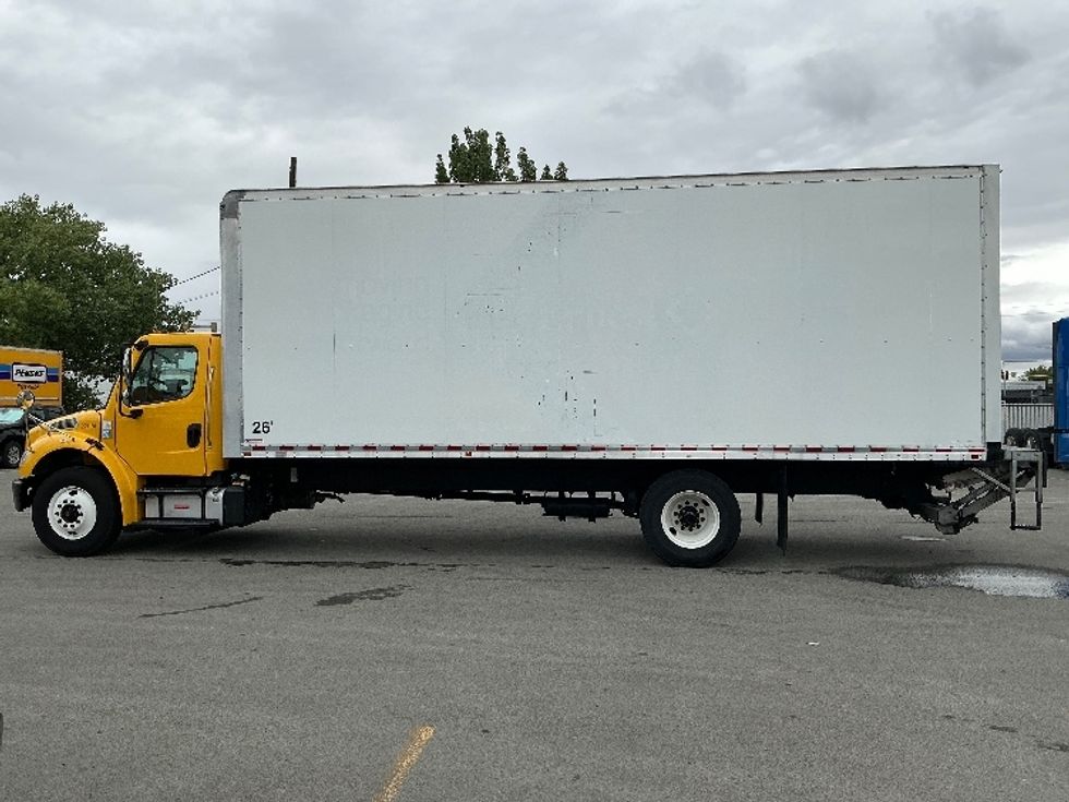 Medium Duty Box Truck-Light and Medium Duty Trucks-Freightliner-2019-M2-Sparks-NV-105,192\n\t\tmiles-$ 37,250 - Image 4