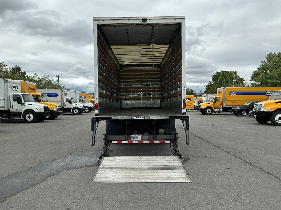 Medium Duty Box Truck-Light and Medium Duty Trucks-Freightliner-2019-M2-Sparks-NV-105,192\n\t\tmiles-$ 37,250 - Image 9