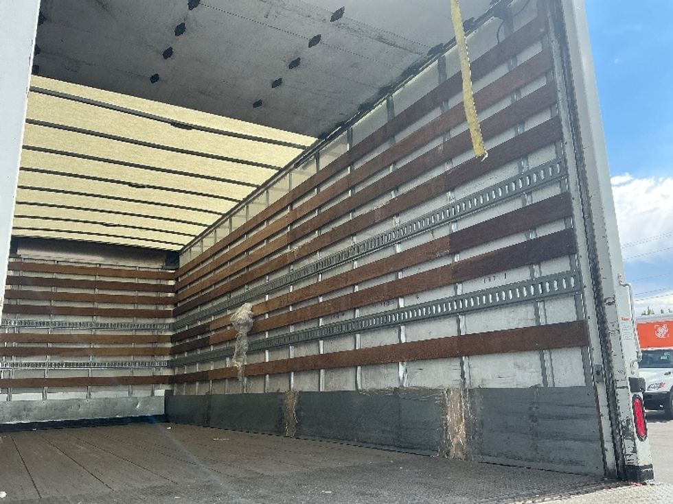 Medium Duty Box Truck-Light and Medium Duty Trucks-Freightliner-2019-M2-Sparks-NV-111,866\n\t\tmiles-$ 55,500 - Image 12