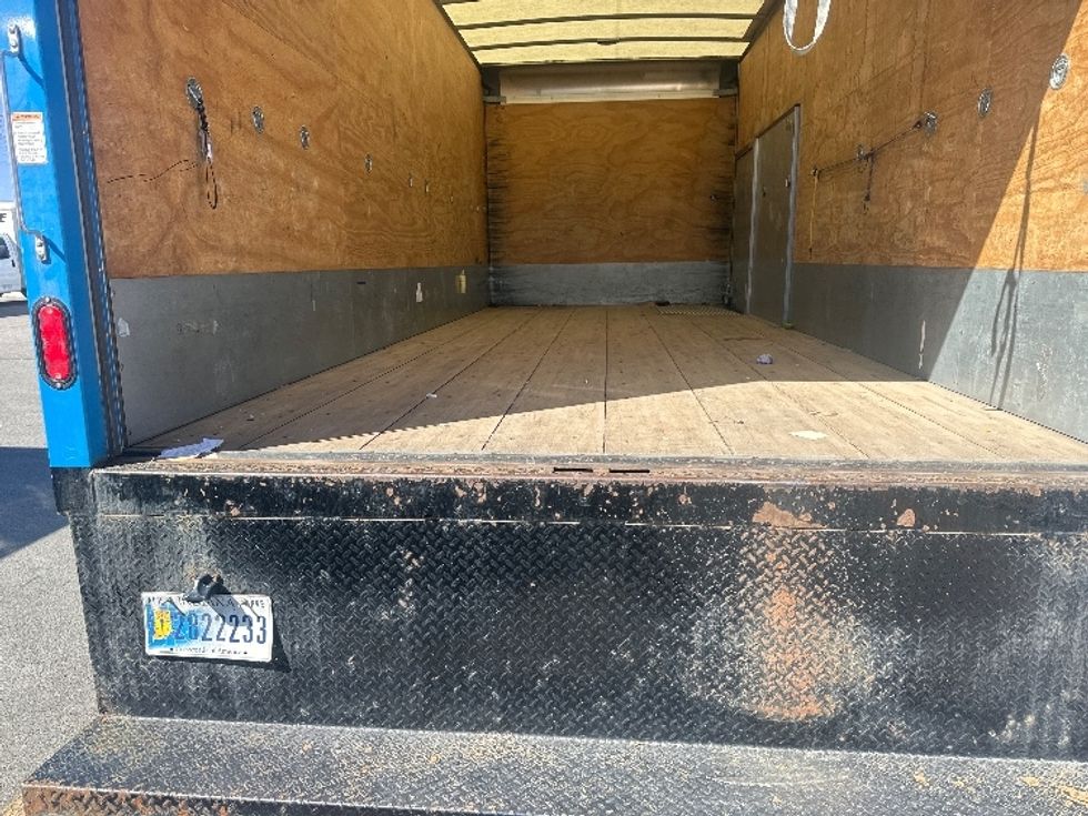 Medium Duty Box Truck-Light and Medium Duty Trucks-Freightliner-2019-M2-Sparks-NV-137,525\n\t\tmiles-$ 38,250 - Image 10