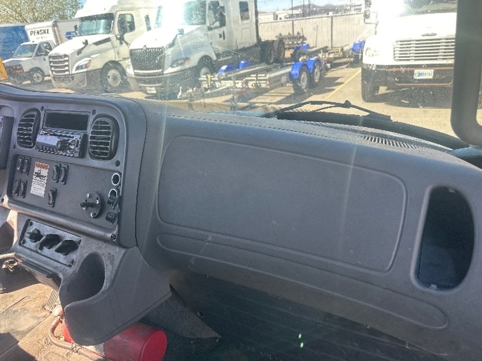 Medium Duty Box Truck-Light and Medium Duty Trucks-Freightliner-2019-M2-Sparks-NV-137,525\n\t\tmiles-$ 38,250 - Image 21