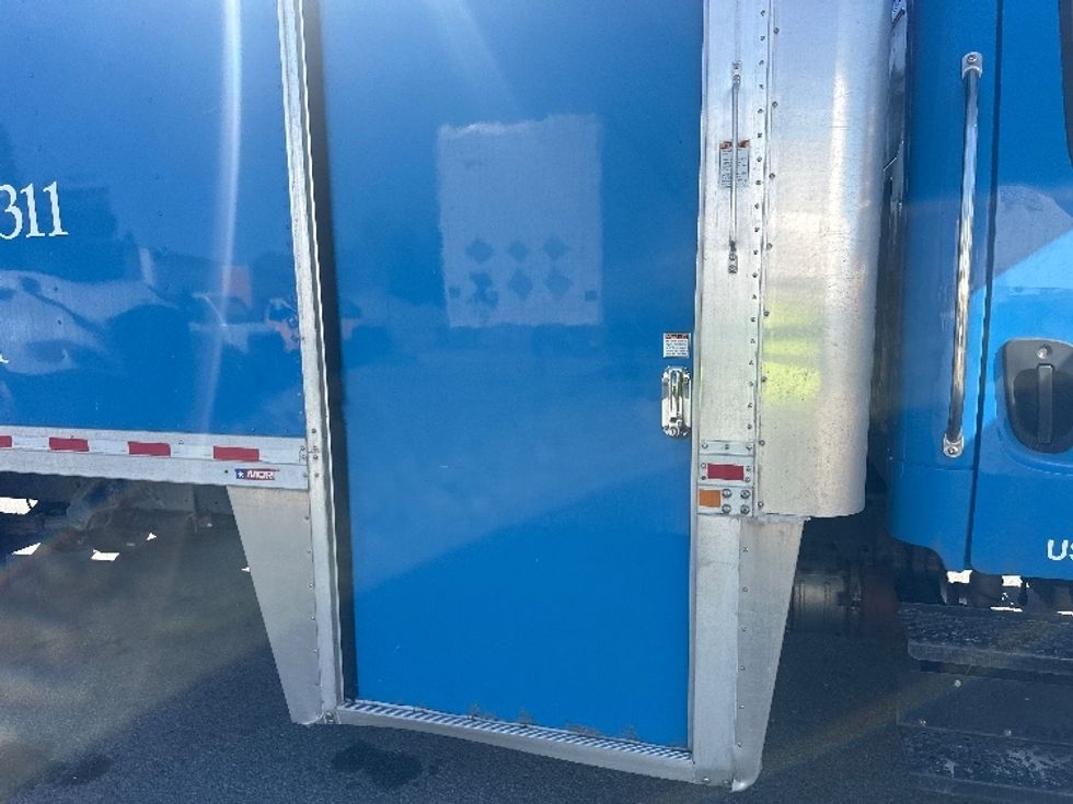 Medium Duty Box Truck-Light and Medium Duty Trucks-Freightliner-2019-M2-Sparks-NV-137,525\n\t\tmiles-$ 38,250 - Image 26