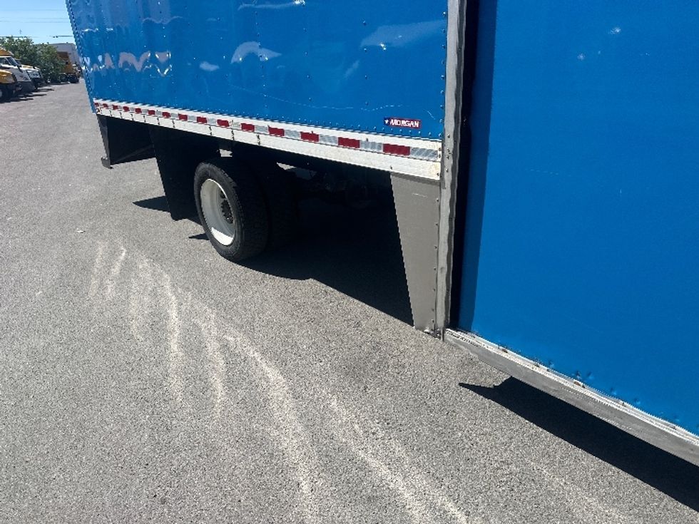 Medium Duty Box Truck-Light and Medium Duty Trucks-Freightliner-2019-M2-Sparks-NV-189,822\n\t\tmiles-$ 34,250 - Image 14