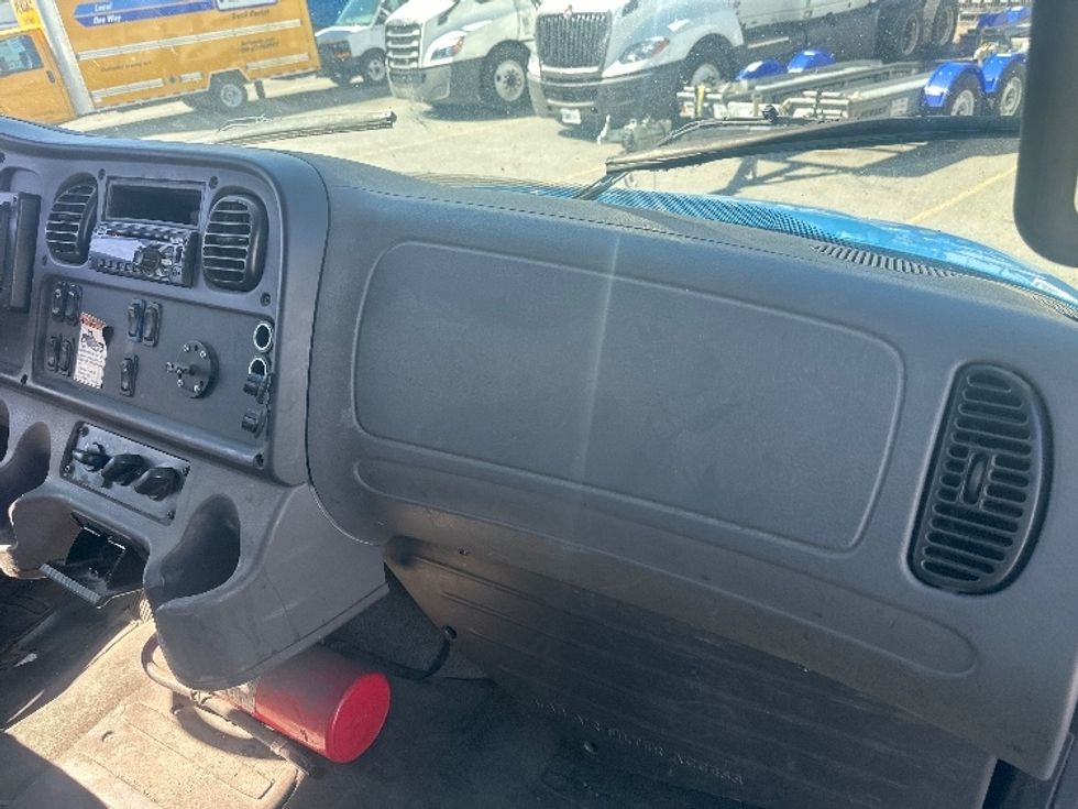 Medium Duty Box Truck-Light and Medium Duty Trucks-Freightliner-2019-M2-Sparks-NV-189,822\n\t\tmiles-$ 34,250 - Image 21