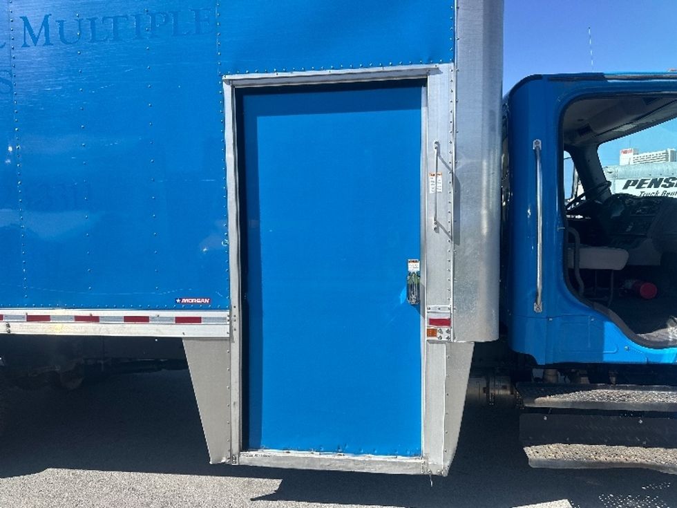 Medium Duty Box Truck-Light and Medium Duty Trucks-Freightliner-2019-M2-Sparks-NV-189,822\n\t\tmiles-$ 34,250 - Image 25