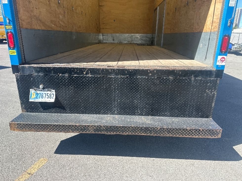 Medium Duty Box Truck-Light and Medium Duty Trucks-Freightliner-2019-M2-Sparks-NV-189,822\n\t\tmiles-$ 34,250 - Image 9