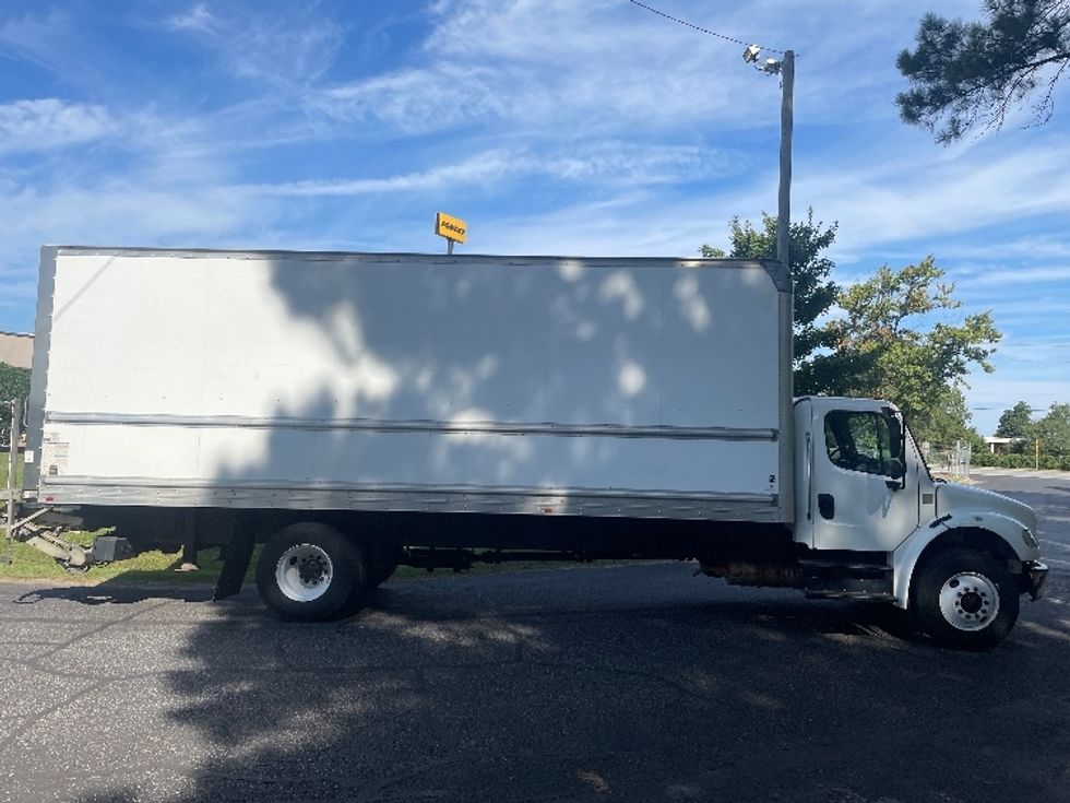 Medium Duty Box Truck-Light and Medium Duty Trucks-Freightliner-2019-M2-Spartanburg-SC-206,028\n\t\tmiles-$ 48,250 - Image 15