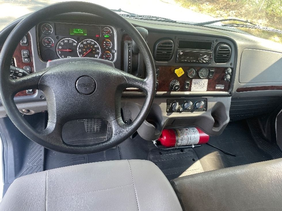 Medium Duty Box Truck-Light and Medium Duty Trucks-Freightliner-2019-M2-Spartanburg-SC-206,028\n\t\tmiles-$ 48,250 - Image 18