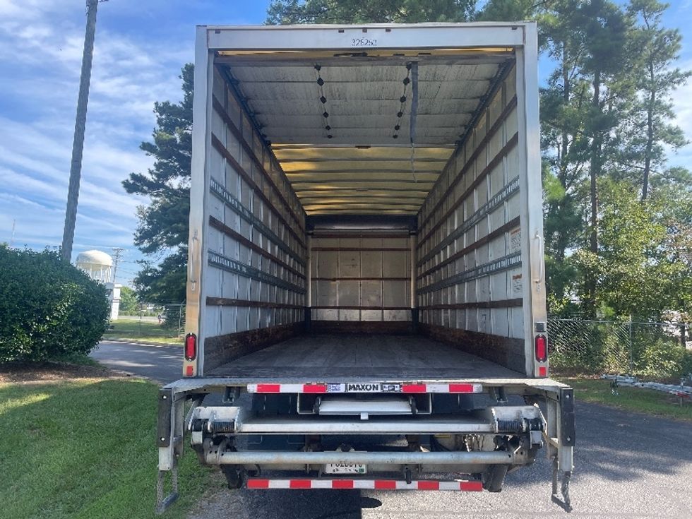 Medium Duty Box Truck-Light and Medium Duty Trucks-Freightliner-2019-M2-Spartanburg-SC-206,028\n\t\tmiles-$ 48,250 - Image 8