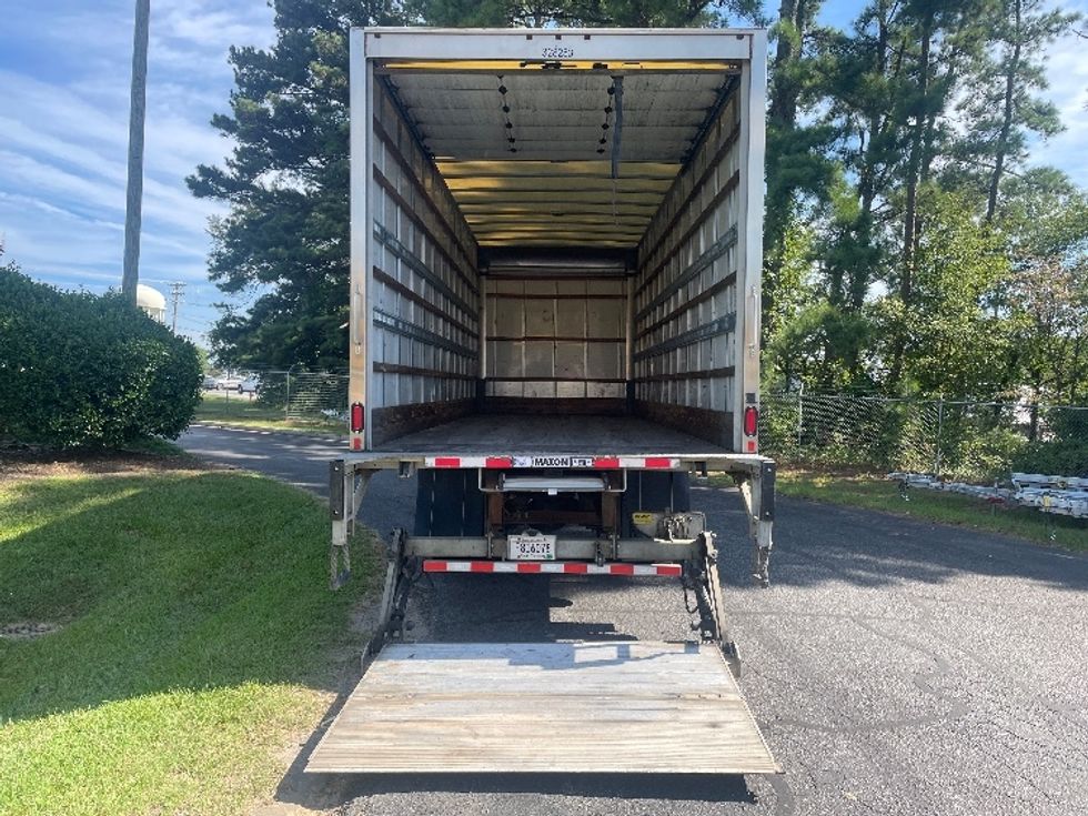 Medium Duty Box Truck-Light and Medium Duty Trucks-Freightliner-2019-M2-Spartanburg-SC-206,028\n\t\tmiles-$ 48,250 - Image 9