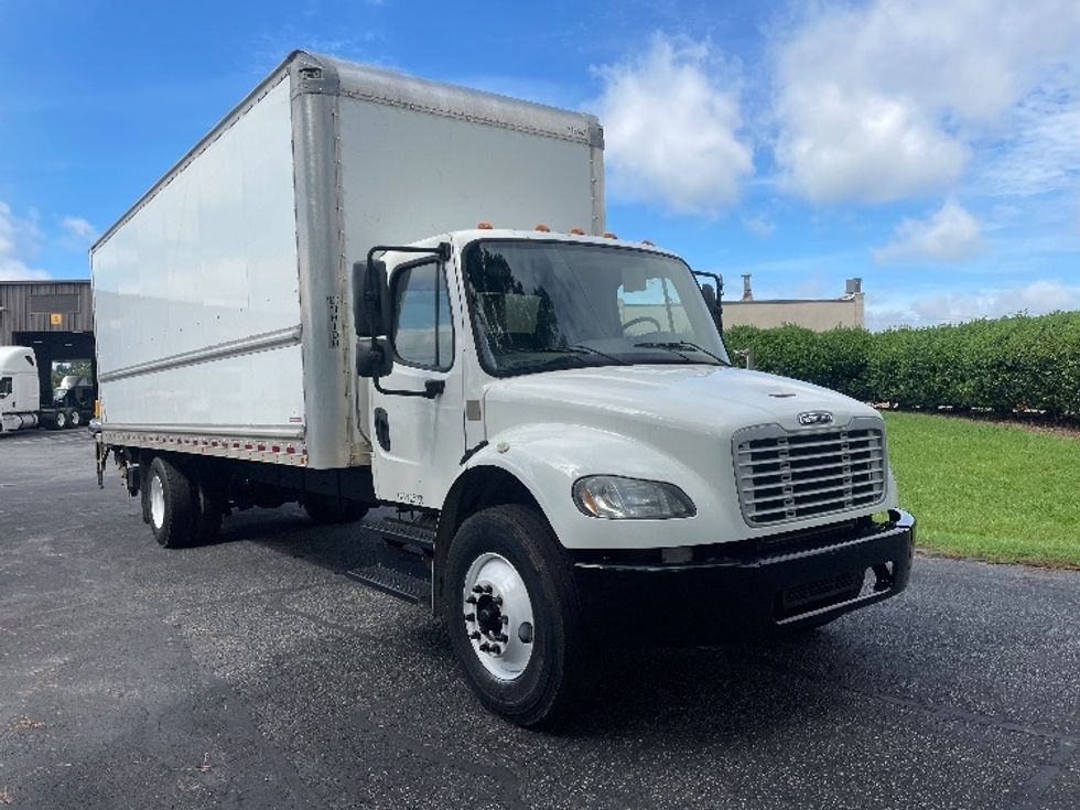 Medium Duty Box Truck-Light and Medium Duty Trucks-Freightliner-2019-M2-Spartanburg-SC-218,536\n\t\tmiles-$ 46,250 - Image 1