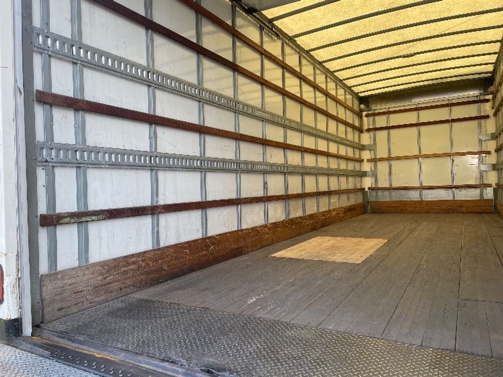 Medium Duty Box Truck-Light and Medium Duty Trucks-Freightliner-2019-M2-Spartanburg-SC-218,536\n\t\tmiles-$ 46,250 - Image 11