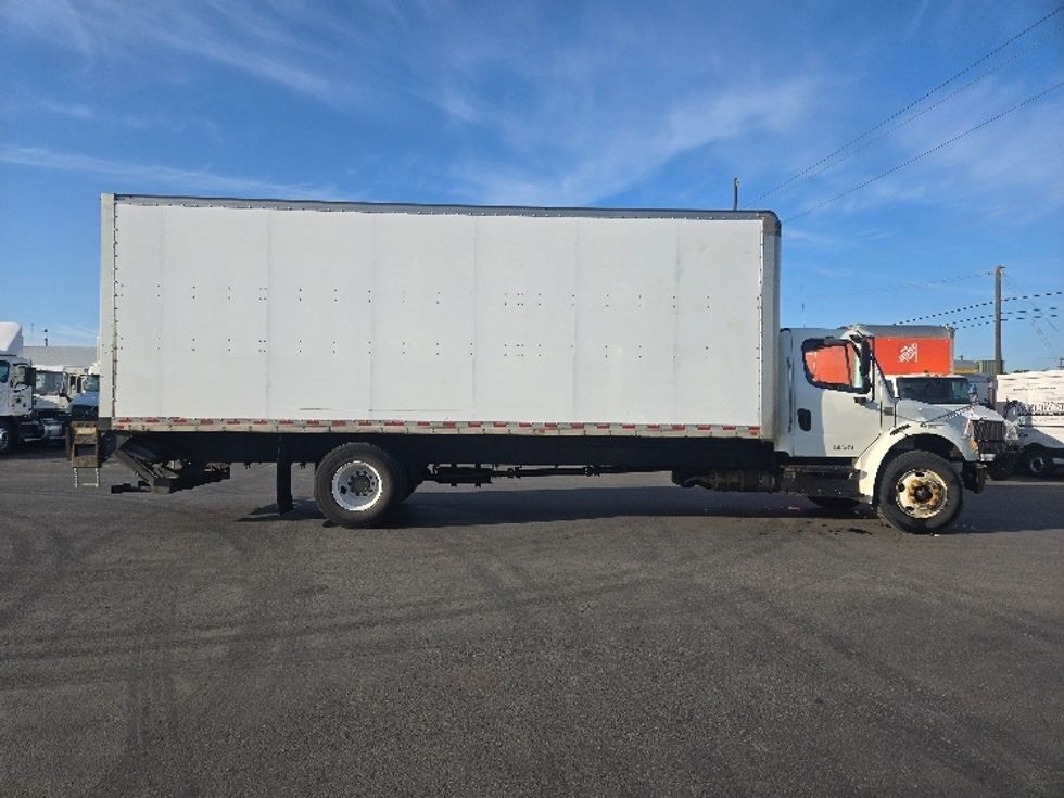 Medium Duty Box Truck-Light and Medium Duty Trucks-Freightliner-2019-M2-Spokane Valley-WA-130,154\n\t\tmiles-$ 55,750 - Image 15