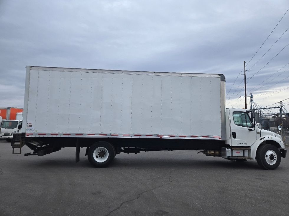 Medium Duty Box Truck-Light and Medium Duty Trucks-Freightliner-2019-M2-Spokane Valley-WA-204,418\n\t\tmiles-$ 46,750 - Image 15