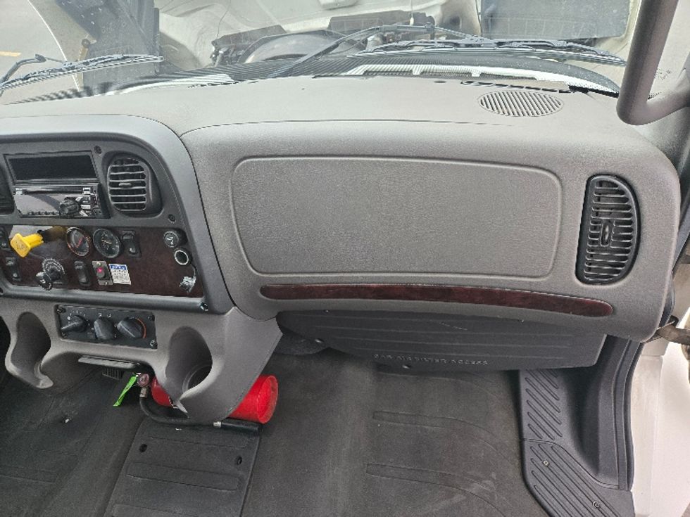 Medium Duty Box Truck-Light and Medium Duty Trucks-Freightliner-2019-M2-Spokane Valley-WA-204,418\n\t\tmiles-$ 46,750 - Image 21