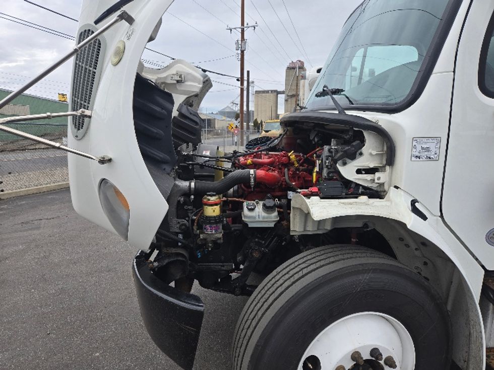 Medium Duty Box Truck-Light and Medium Duty Trucks-Freightliner-2019-M2-Spokane Valley-WA-204,418\n\t\tmiles-$ 46,750 - Image 24