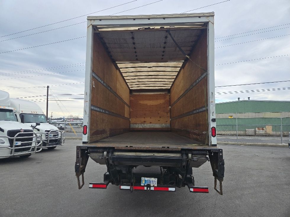 Medium Duty Box Truck-Light and Medium Duty Trucks-Freightliner-2019-M2-Spokane Valley-WA-204,418\n\t\tmiles-$ 46,750 - Image 8