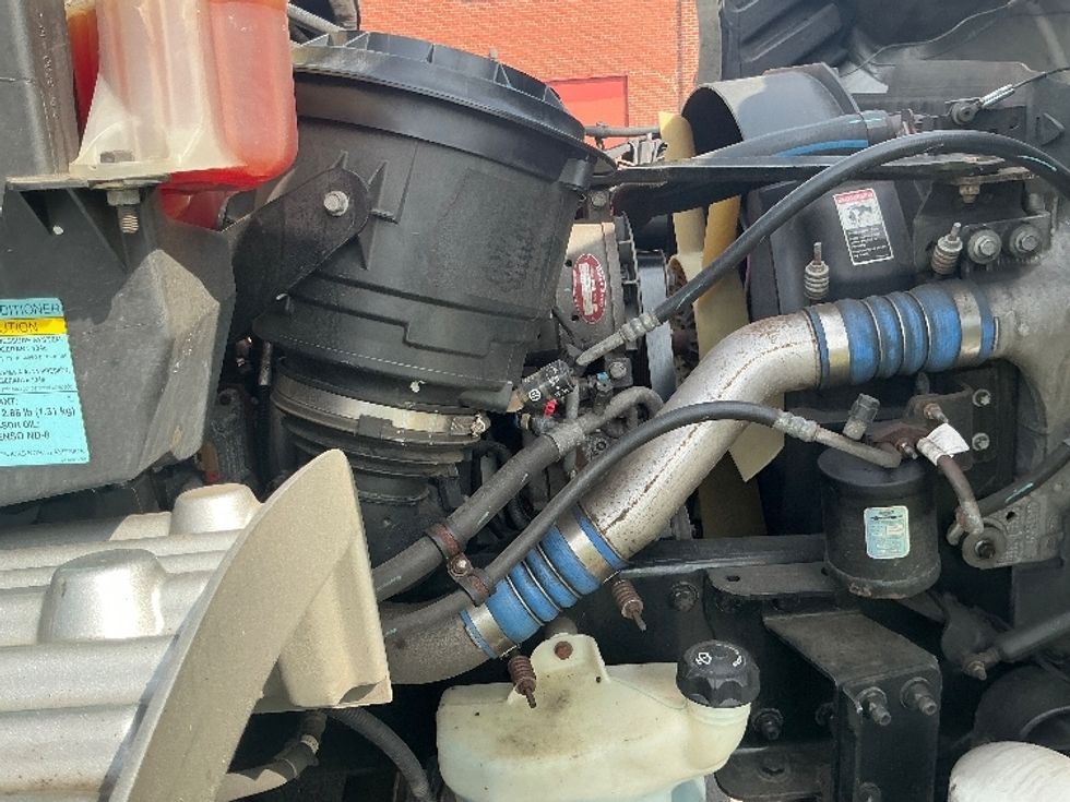 Medium Duty Box Truck-Light and Medium Duty Trucks-Freightliner-2019-M2-Springfield-MA-181,861\n\t\tmiles-$ 34,500 - Image 23