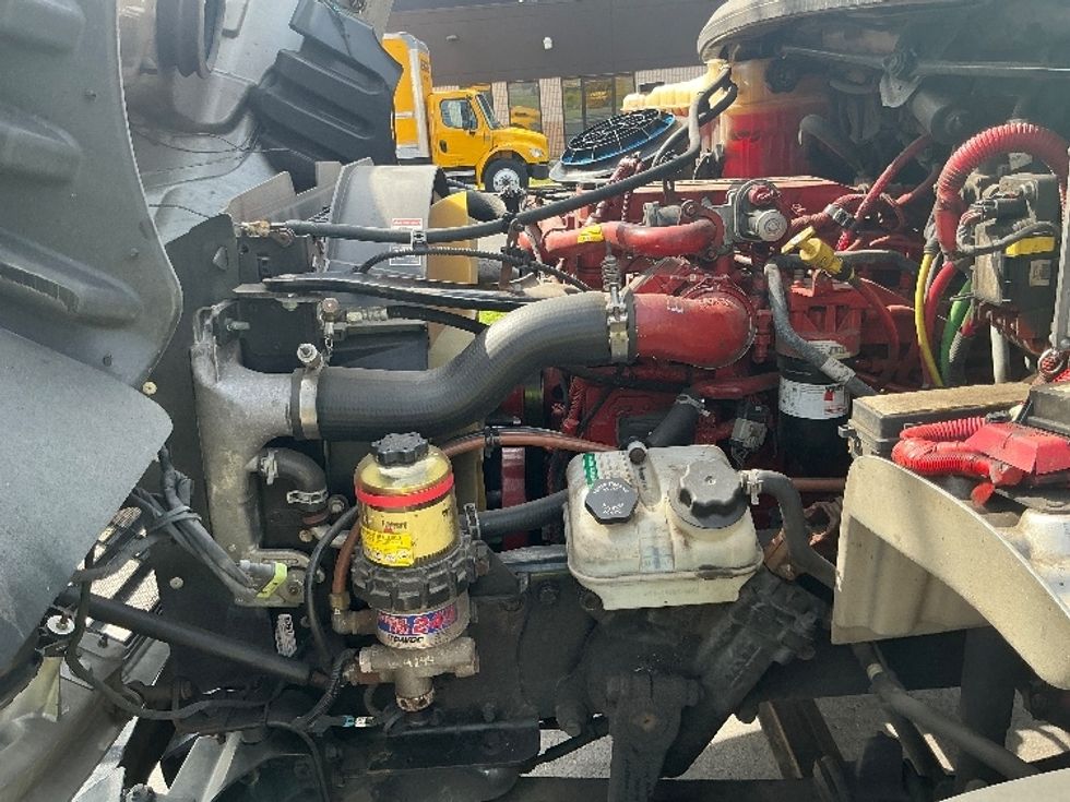 Medium Duty Box Truck-Light and Medium Duty Trucks-Freightliner-2019-M2-Springfield-MA-181,861\n\t\tmiles-$ 34,500 - Image 24