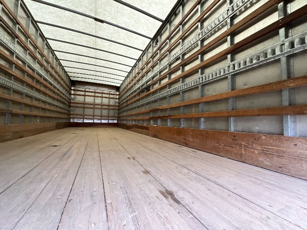 Medium Duty Box Truck-Light and Medium Duty Trucks-Freightliner-2019-M2-Sterling-VA-166,145\n\t\tmiles-$ 52,750 - Image 12