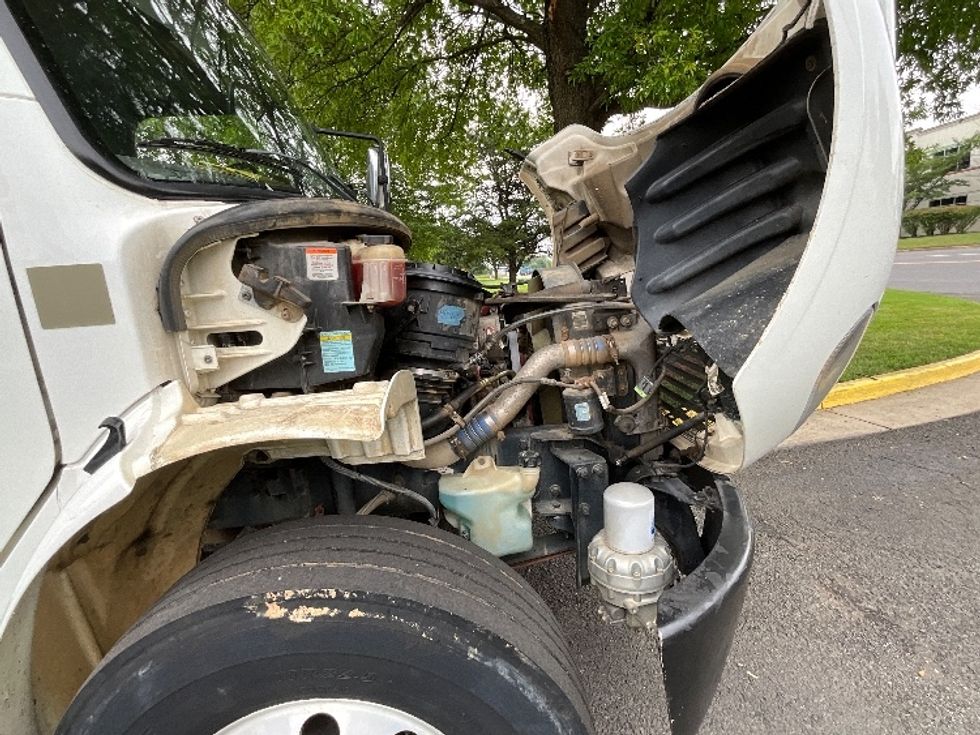 Medium Duty Box Truck-Light and Medium Duty Trucks-Freightliner-2019-M2-Sterling-VA-166,145\n\t\tmiles-$ 52,750 - Image 21