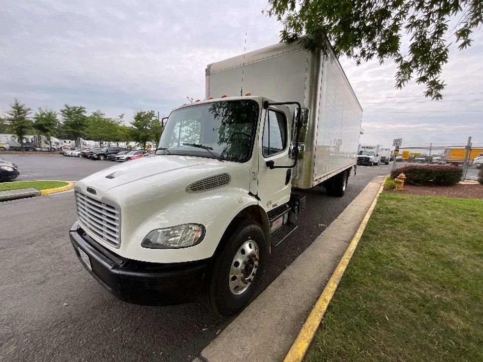 Medium Duty Box Truck-Light and Medium Duty Trucks-Freightliner-2019-M2-Sterling-VA-166,145\n\t\tmiles-$ 52,750 - Image 3