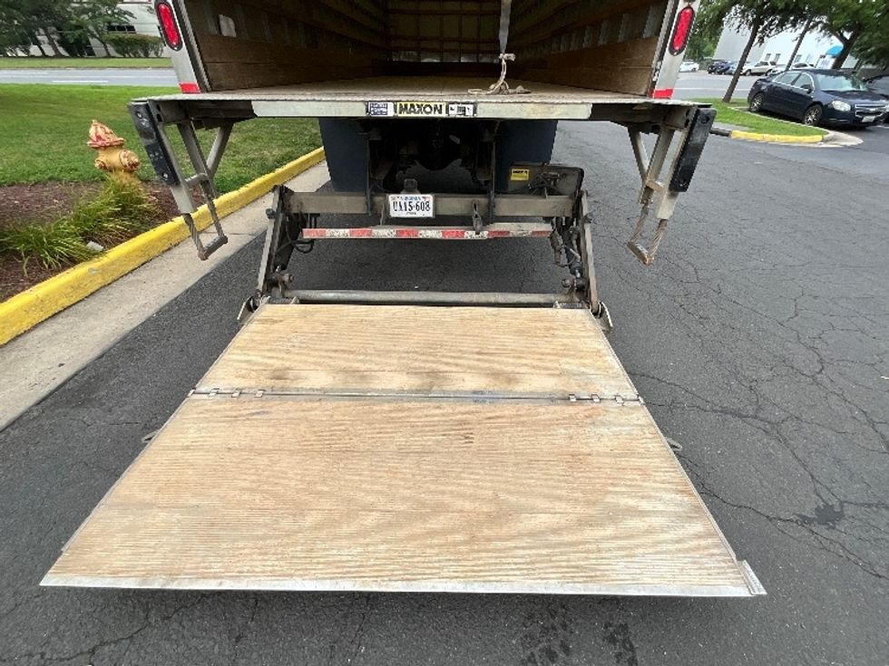 Medium Duty Box Truck-Light and Medium Duty Trucks-Freightliner-2019-M2-Sterling-VA-166,145\n\t\tmiles-$ 52,750 - Image 9