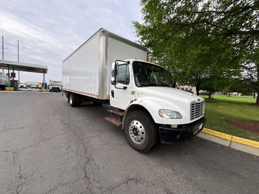 Medium Duty Box Truck-Light and Medium Duty Trucks-Freightliner-2019-M2-Sterling-VA-183,140\n\t\tmiles-$ 49,250 - Image 1