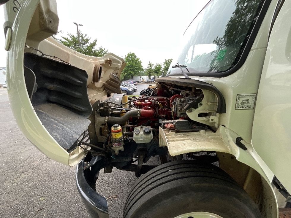 Medium Duty Box Truck-Light and Medium Duty Trucks-Freightliner-2019-M2-Sterling-VA-183,140\n\t\tmiles-$ 49,250 - Image 23
