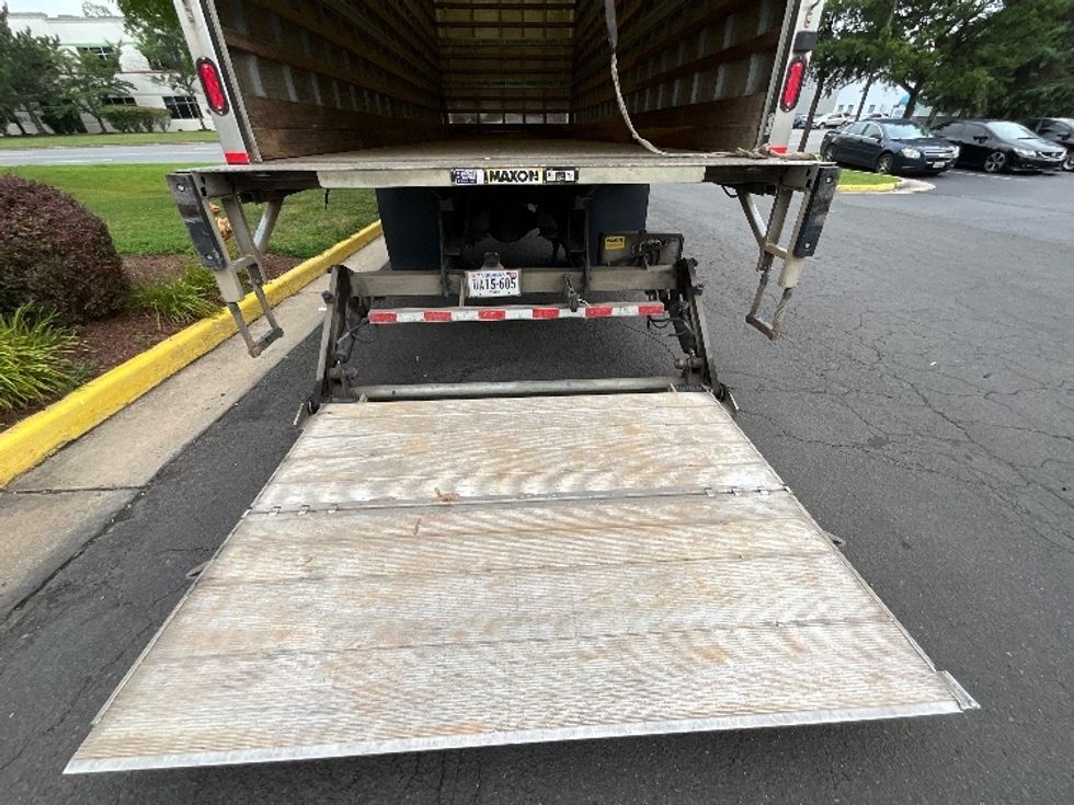 Medium Duty Box Truck-Light and Medium Duty Trucks-Freightliner-2019-M2-Sterling-VA-183,140\n\t\tmiles-$ 49,250 - Image 9