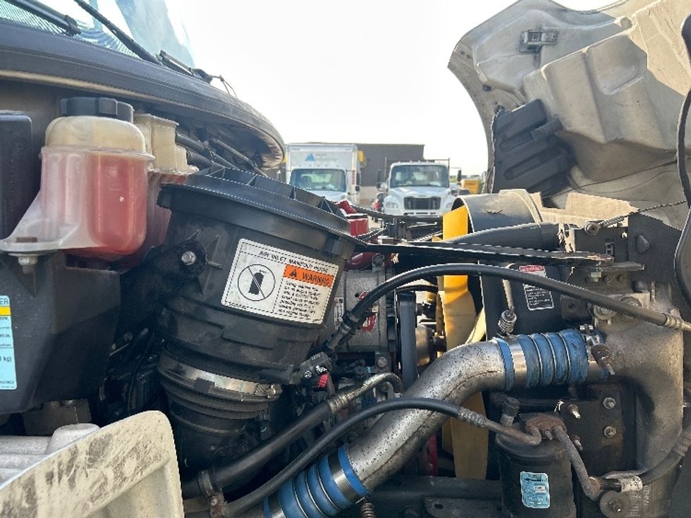 Medium Duty Box Truck-Light and Medium Duty Trucks-Freightliner-2019-M2-Sterling-VA-199,879\n\t\tmiles-$ 51,750 - Image 23
