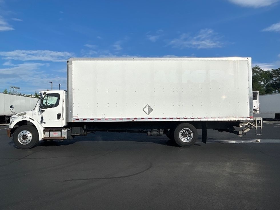 Medium Duty Box Truck-Light and Medium Duty Trucks-Freightliner-2019-M2-Sterling-VA-199,879\n\t\tmiles-$ 51,750 - Image 4