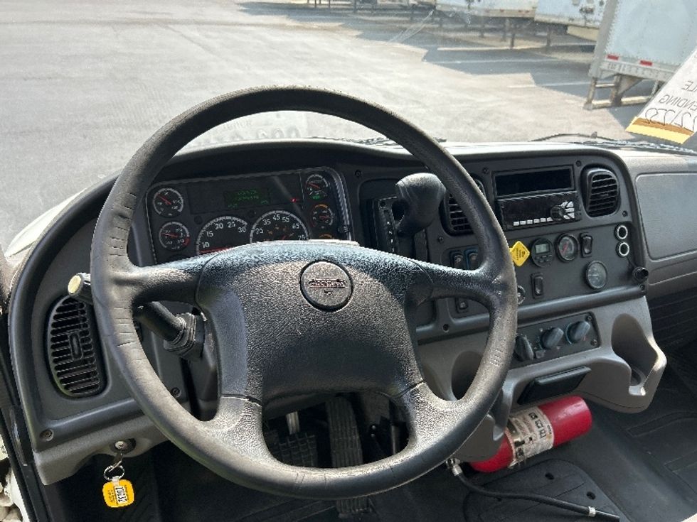 Medium Duty Box Truck-Light and Medium Duty Trucks-Freightliner-2019-M2-Sterling-VA-224,344\n\t\tmiles-$ 43,500 - Image 18