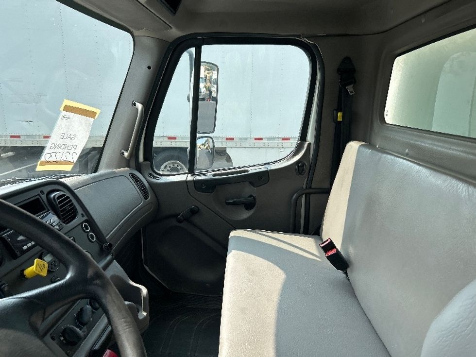 Medium Duty Box Truck-Light and Medium Duty Trucks-Freightliner-2019-M2-Sterling-VA-224,344\n\t\tmiles-$ 43,500 - Image 19
