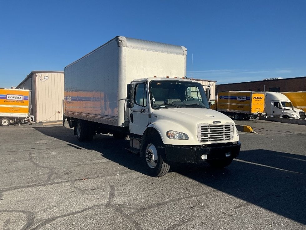 Medium Duty Box Truck-Light and Medium Duty Trucks-Freightliner-2019-M2-Sterling-VA-83,772\n\t\tmiles-$ 60,000 - Image 1