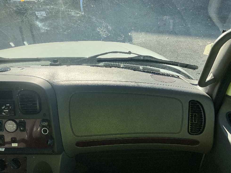 Medium Duty Box Truck-Light and Medium Duty Trucks-Freightliner-2019-M2-Sterling-VA-83,772\n\t\tmiles-$ 60,000 - Image 21