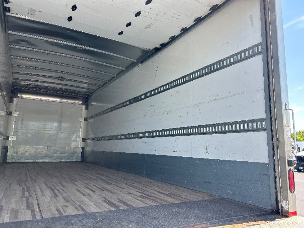 Medium Duty Box Truck-Light and Medium Duty Trucks-Freightliner-2019-M2-Sterling-VA-86,792\n\t\tmiles-$ 57,500 - Image 11