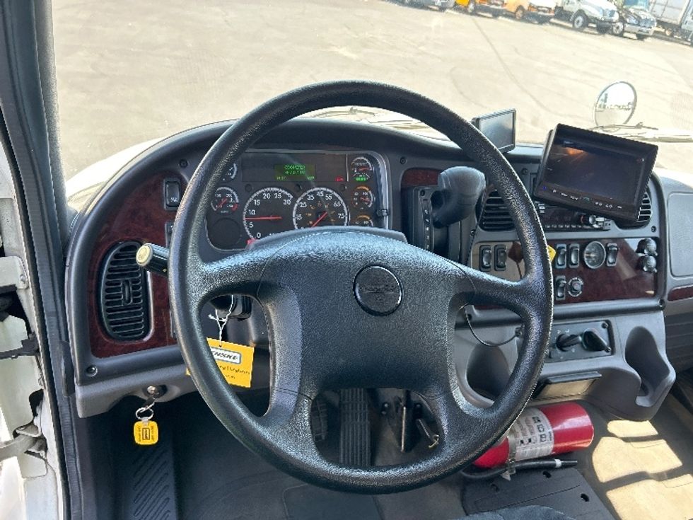 Medium Duty Box Truck-Light and Medium Duty Trucks-Freightliner-2019-M2-Sterling-VA-86,792\n\t\tmiles-$ 57,500 - Image 17