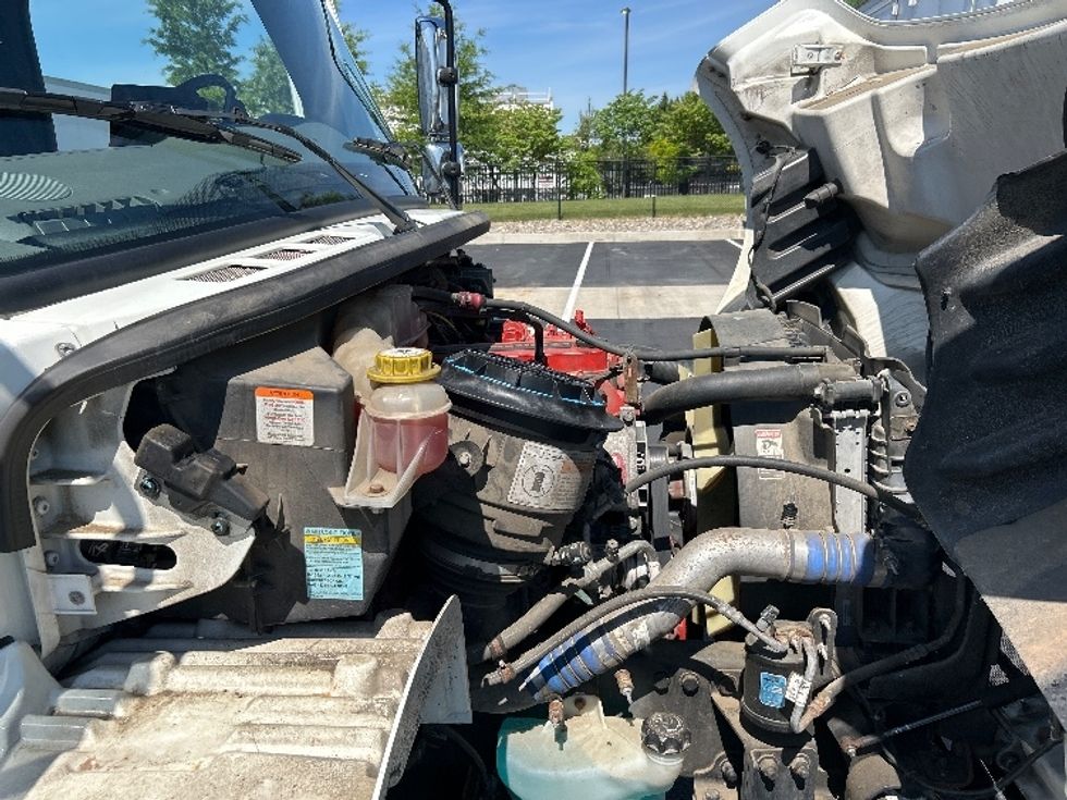 Medium Duty Box Truck-Light and Medium Duty Trucks-Freightliner-2019-M2-Sterling-VA-86,792\n\t\tmiles-$ 57,500 - Image 22